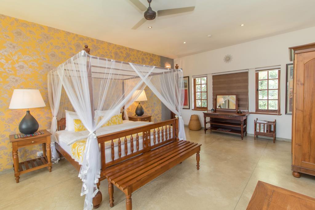 The Elephant Stables Kandy Exterior photo