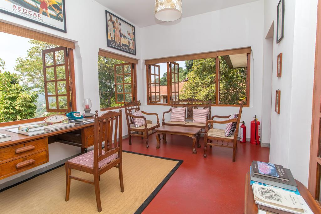 The Elephant Stables Kandy Exterior photo